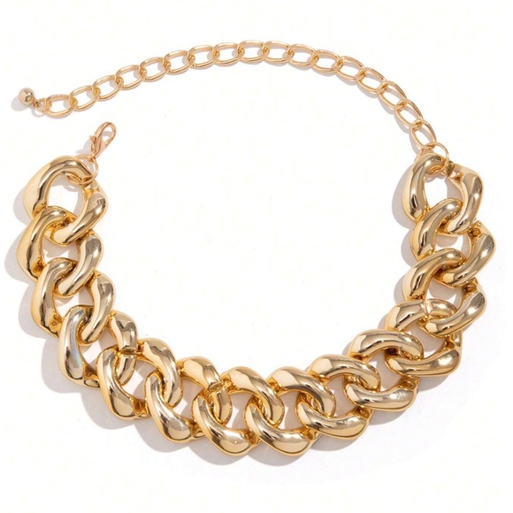 Chunky Gold Chain Statement Necklace - Picture 4 of 5